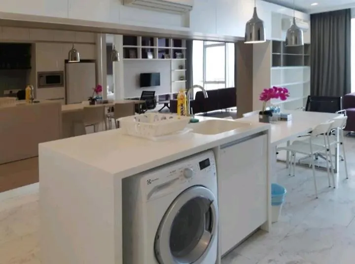 Platinum Suites Klcc By Luxe Residence 쿠알라룸푸르 말레이시아