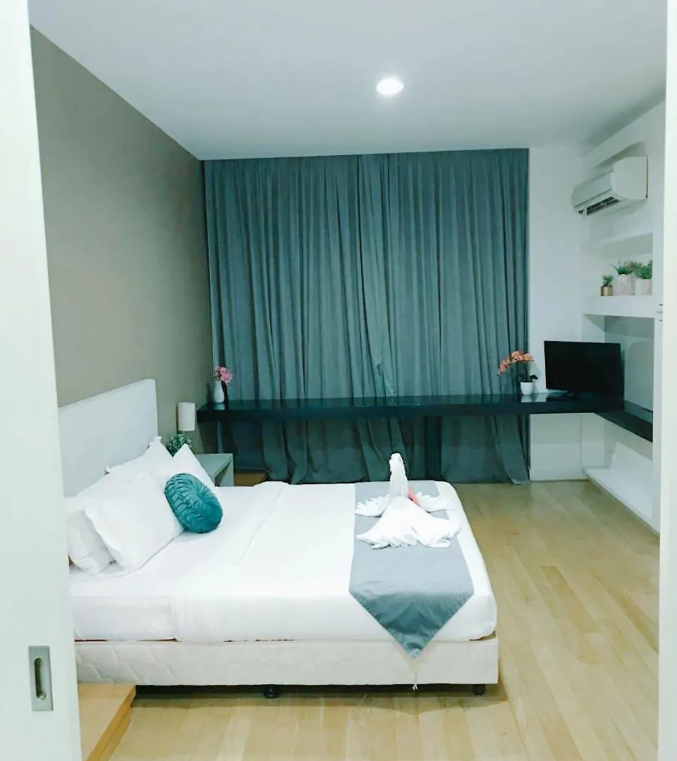 Platinum Suites Klcc By Luxe Residence 쿠알라룸푸르 말레이시아